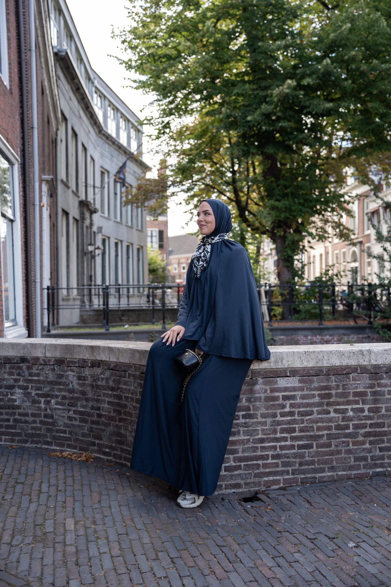 Khimaar slate blue